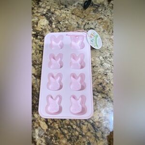 Bunny Boulevard Silicone Chocolate Baking mold - Rabbit - Brand new!